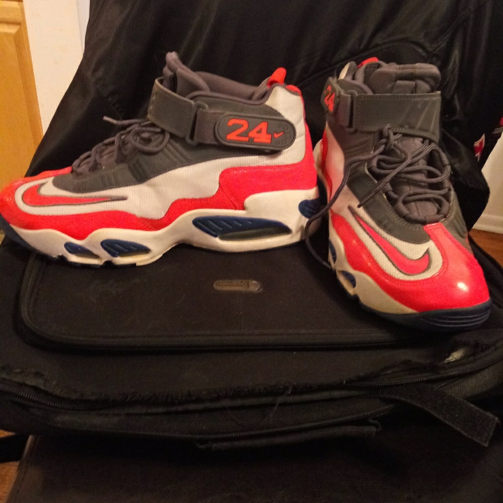Mens sneakers